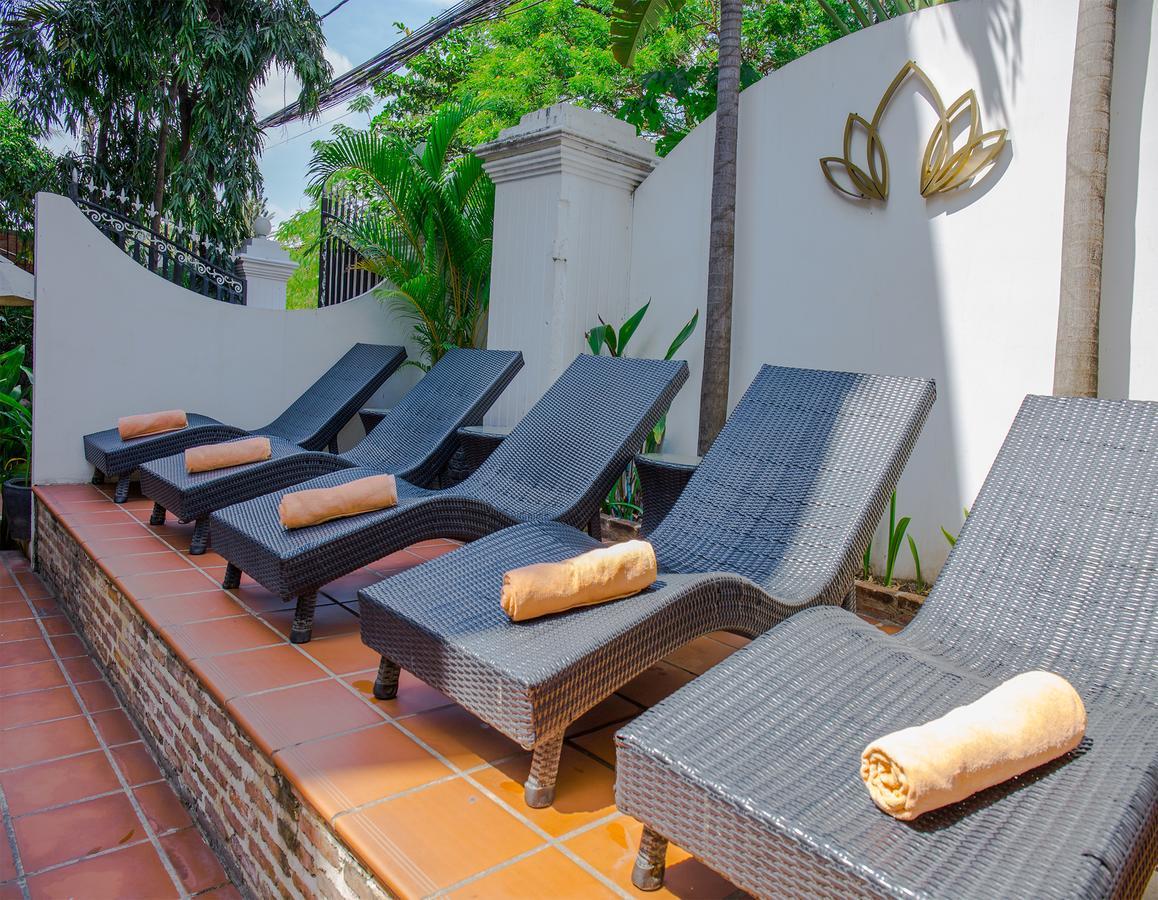Villa Silk Road Hotel Phnom Penh Exterior foto
